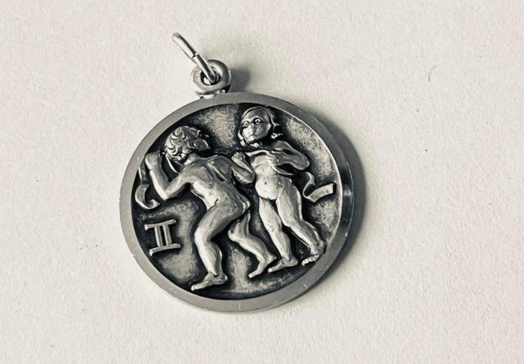 Zilveren STERRENBEELD TWEELING kettinghanger, Verzenden, Zo goed als nieuw, Zilver