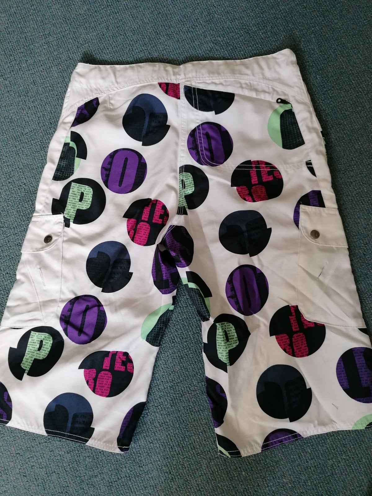 Protest surf shorts maat 170 - zo goed als nieuw, Kinderen en Baby's, Kinderkleding | Maat 170, Ophalen of Verzenden
