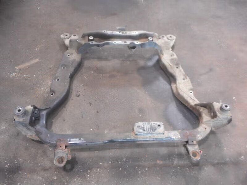 SUBFRAME VOOR Ford Mondeo II (01-1996/09-2000), Gebruikt, Ophalen of Verzenden, Henry-Ford-Straße 1 50735 Köln, DE, Ford-Werke GmbH
