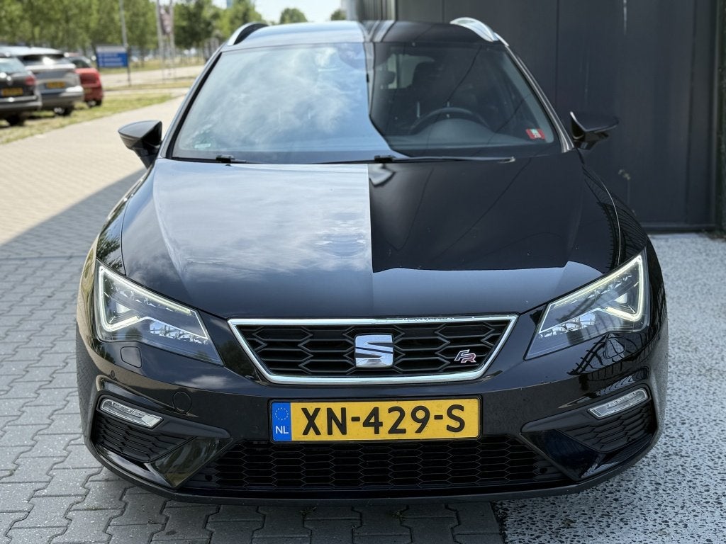 Seat Leon ST 1.5 TSI FR XENON | LANE | CRUISE | ELEK PAKKET, Auto's, Automaat, 4 cilinders, Leon, Zwart