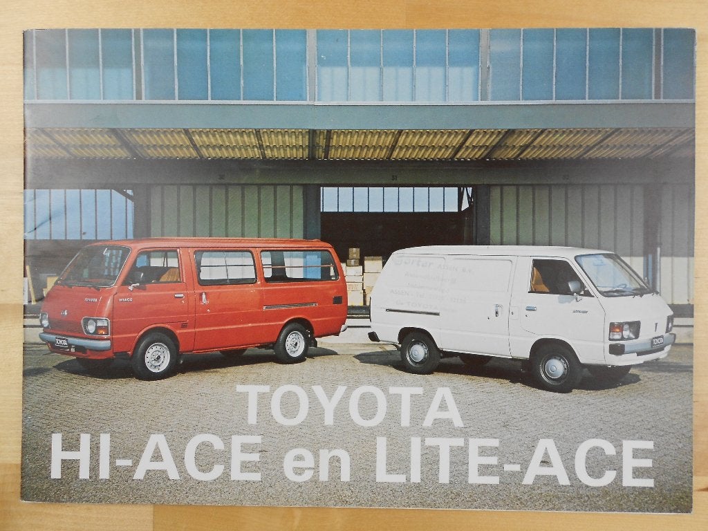 Toyota HiAce LiteAce Brochure 1980 – Lite-Ace Hi-Ace, Toyota, Ophalen of Verzenden, Zo goed als nieuw, Toyota