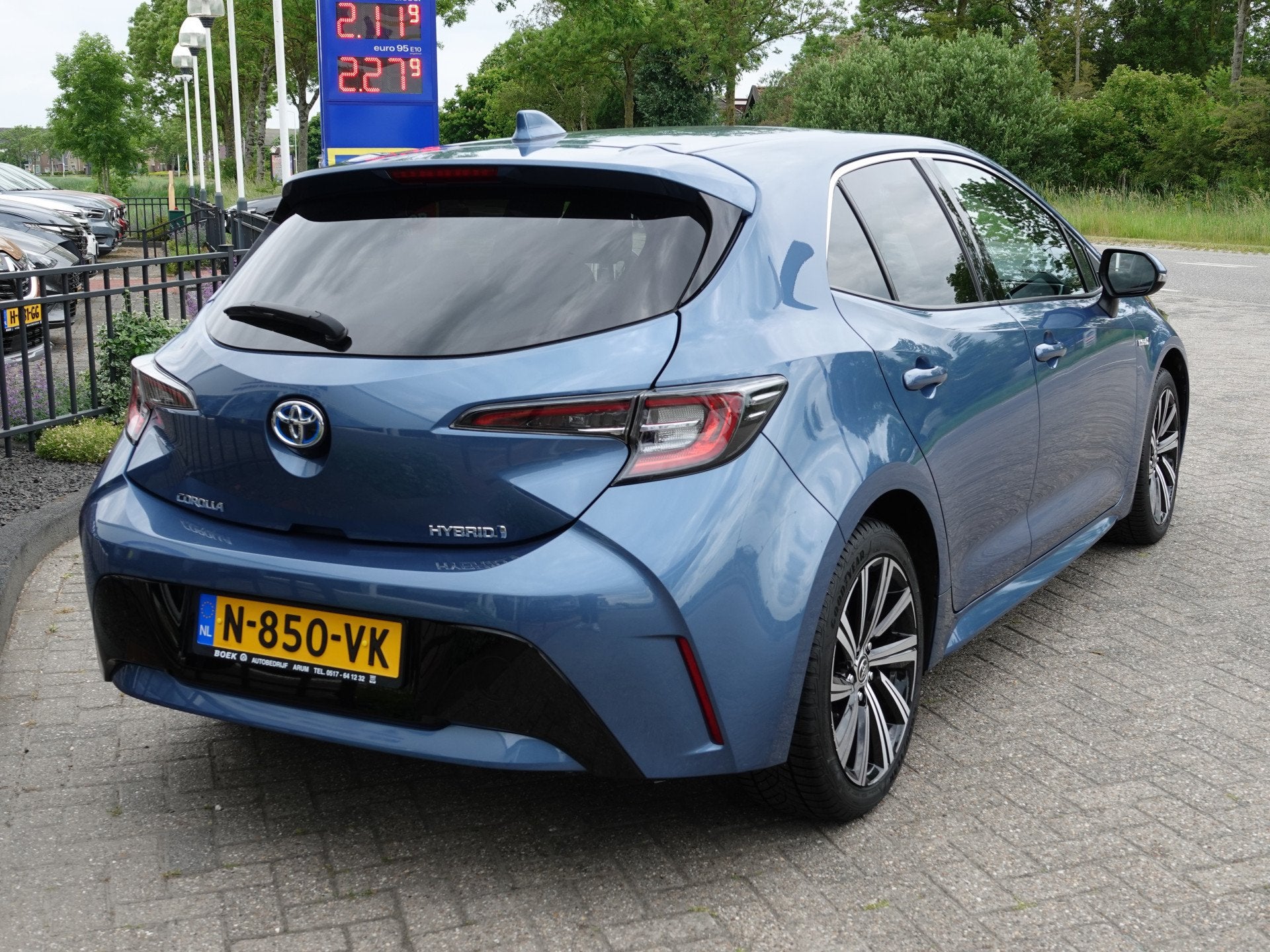 Toyota Corolla 1.8 Hybrid Business Plus H-LEER | CRUISE | LM, 450 kg, Gebruikt, 4 cilinders, Blauw