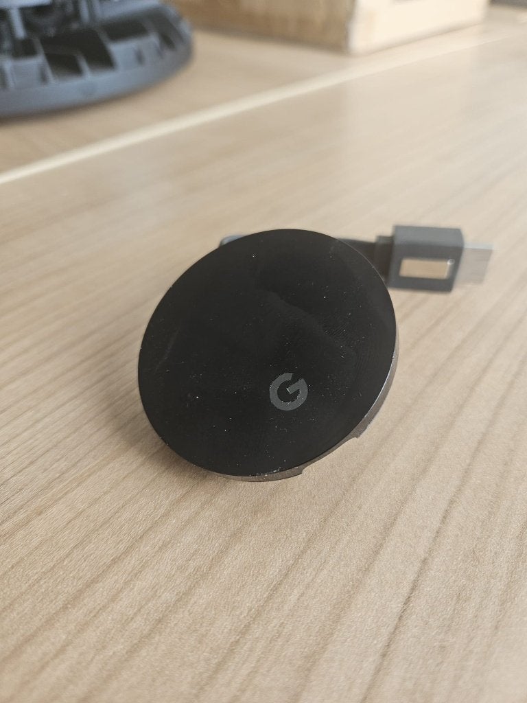 Google Chromecast – Inclusief adapter en kabel, Ophalen of Verzenden, Zo goed als nieuw, HDMI