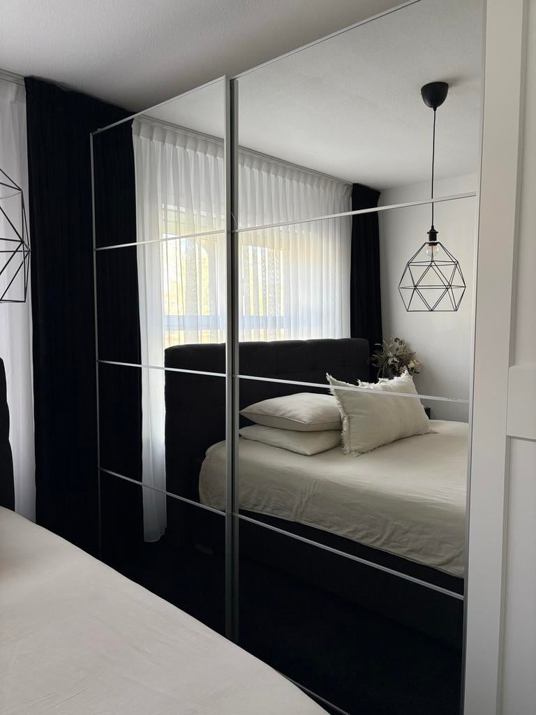 LET OP – alleen schuifdeuren, géén PAX kast, Ophalen, 200 cm of meer, Minder dan 25 cm, Glas