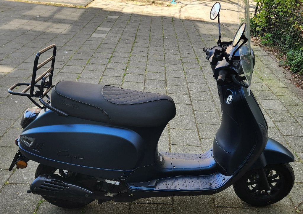 Z.g.a.n. Santini Capri 45km benzine scooter 75km gereden!, Ophalen, Nieuw, Overige typen, Overige merken