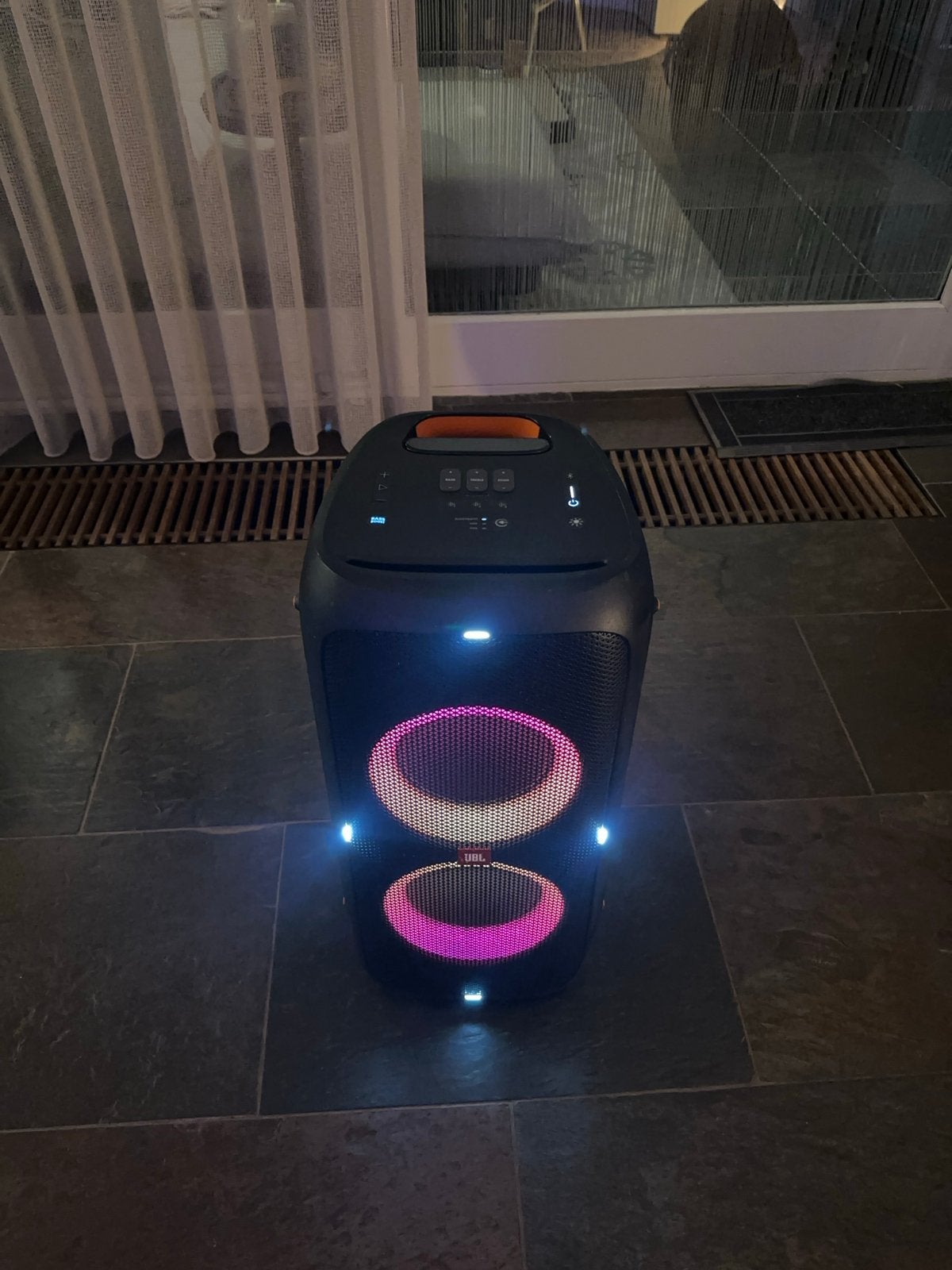 JBL Partybox 310 met oplaadkabel