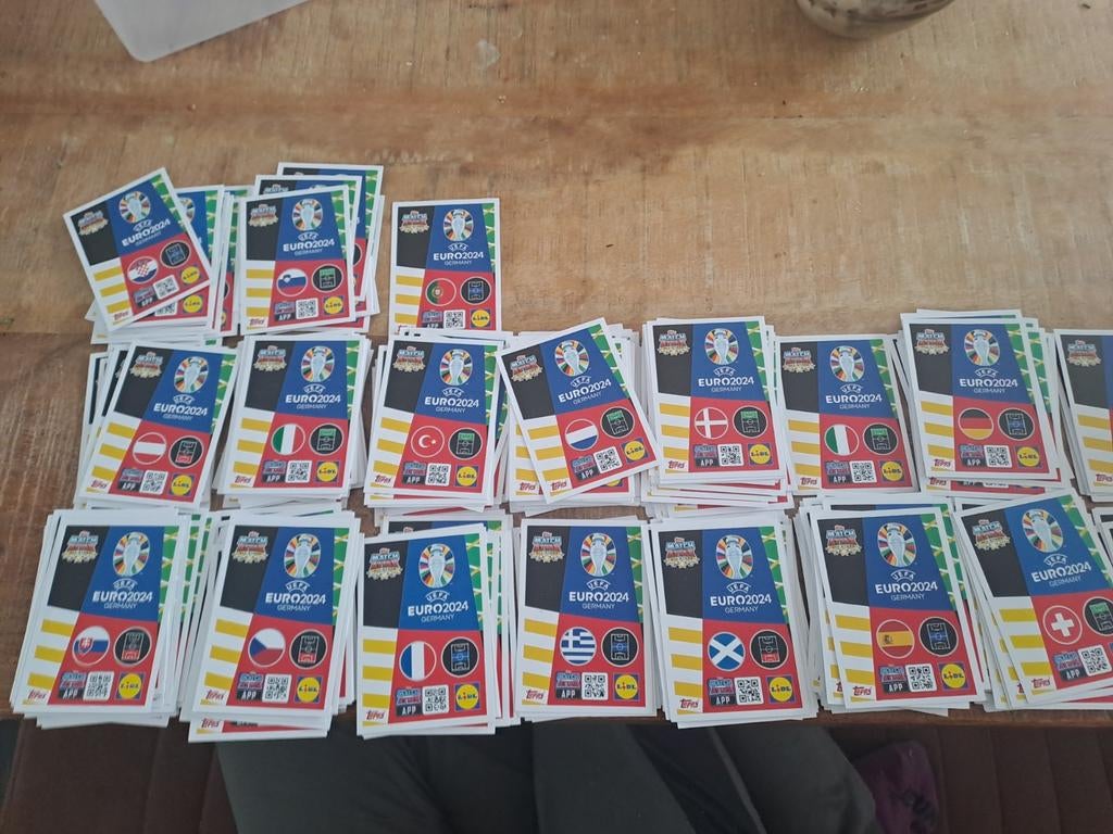 Super veel voetbal kaartjes van de lidl, Ophalen, Nieuw, Meerdere kaarten