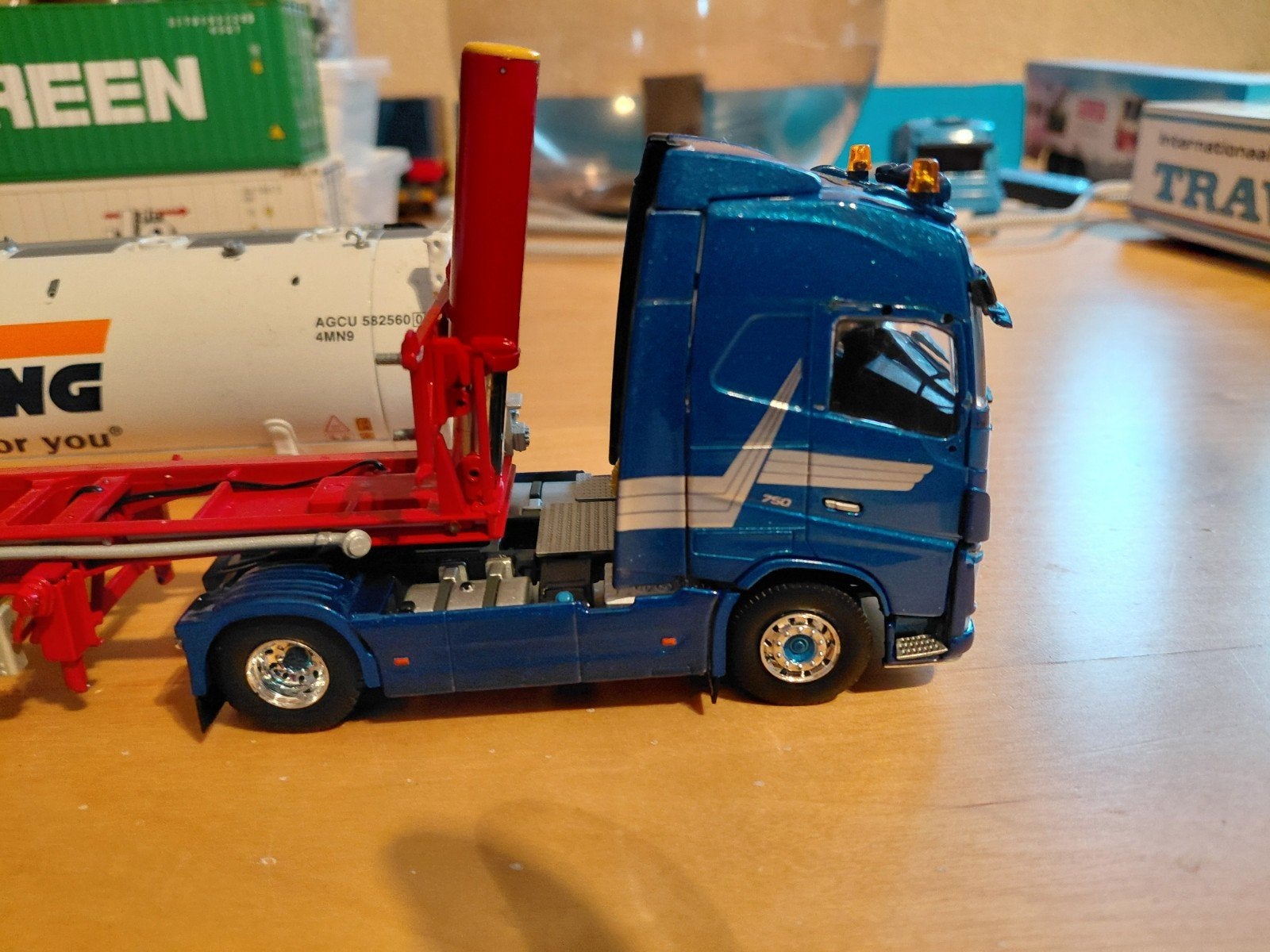 wsi volvo fh04 met container oplegger, Ophalen of Verzenden, Bus of Vrachtwagen, Tekno