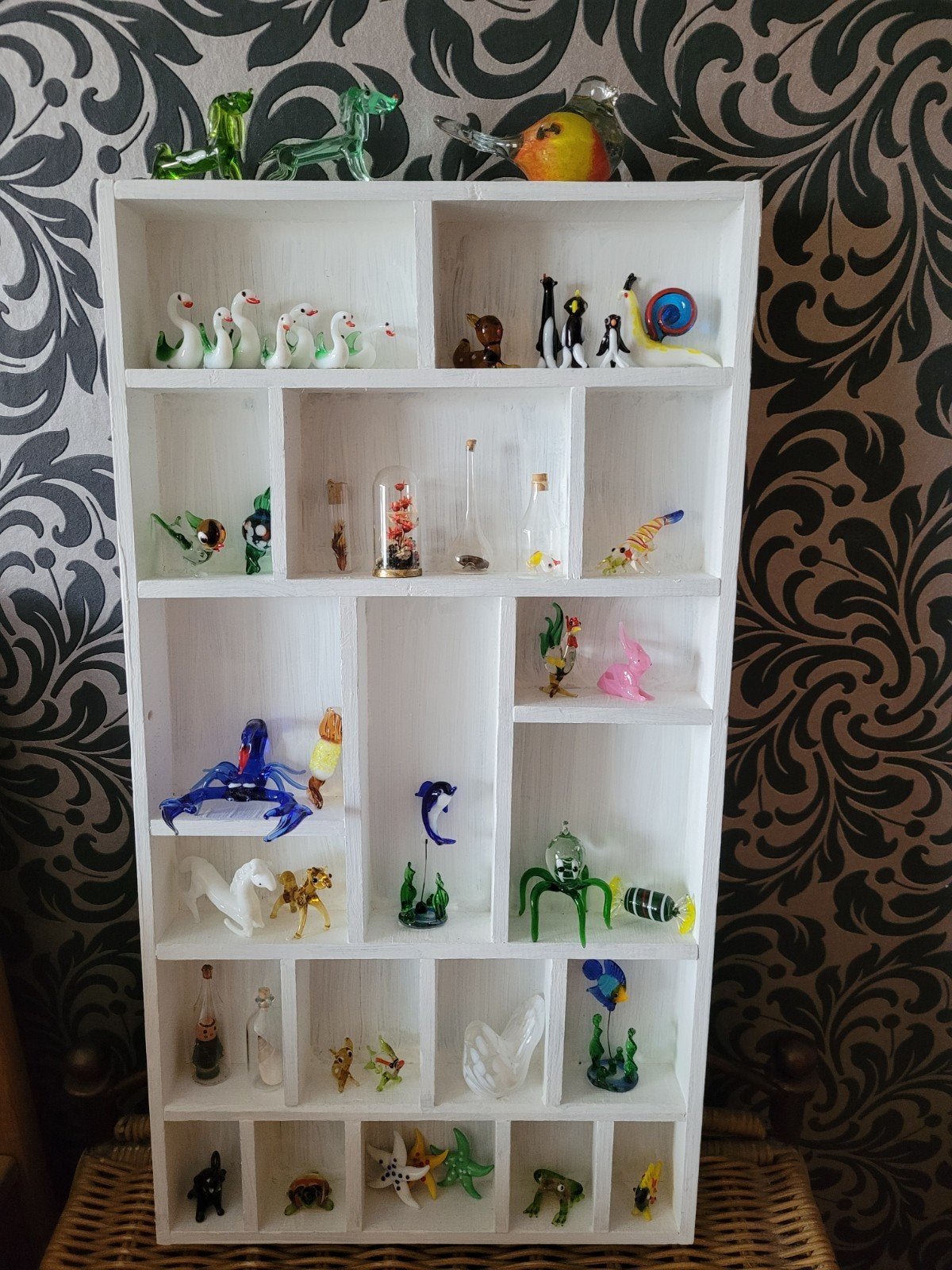 Letterbak met glazen dieren, Ophalen, Zo goed als nieuw, Dier