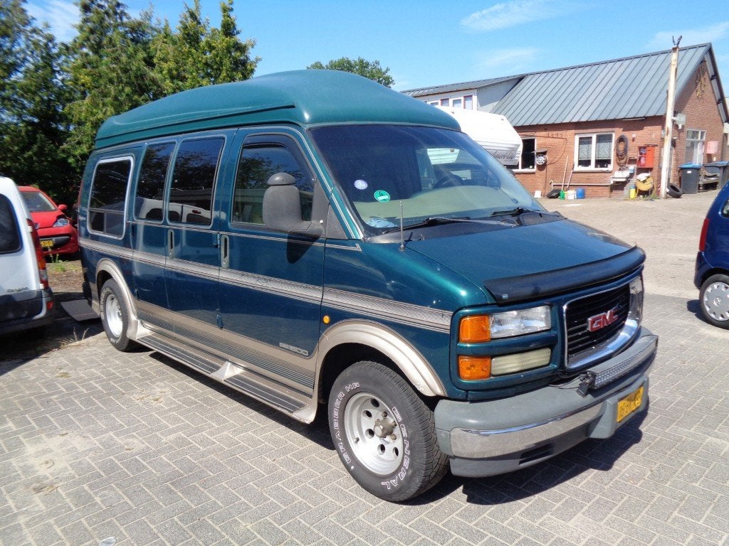 Gmc camper bus motor schade, Buscamper of Camperbus, Avenue de l'Europe 2, 1640 Rhode-Saint-Genèse, Belgium, Tot en met 2, Bedrijf