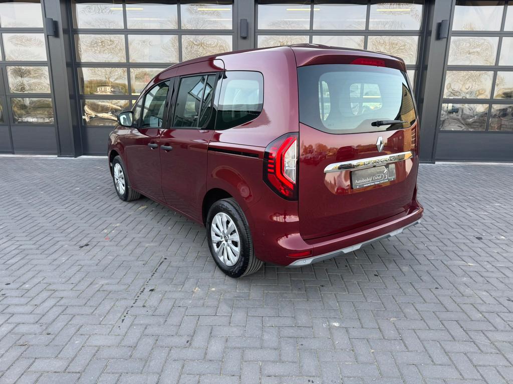 Renault Kangoo 1.3 TCe Edition One Carplay (bj 2022), Gebruikt, 4 cilinders, Bedrijf, Handgeschakeld