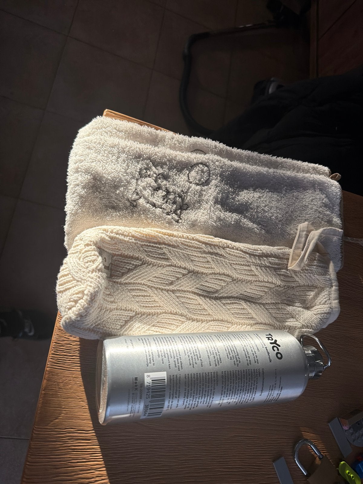 Warmwaterkruik met 3 gebreide kruikzakken, Ophalen, Gebruikt