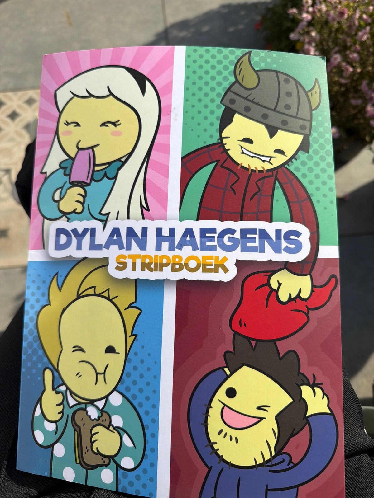 Dylan Haegens Stripboek - Superleuk en grappig!, Eén stripboek, Ophalen of Verzenden, Zo goed als nieuw