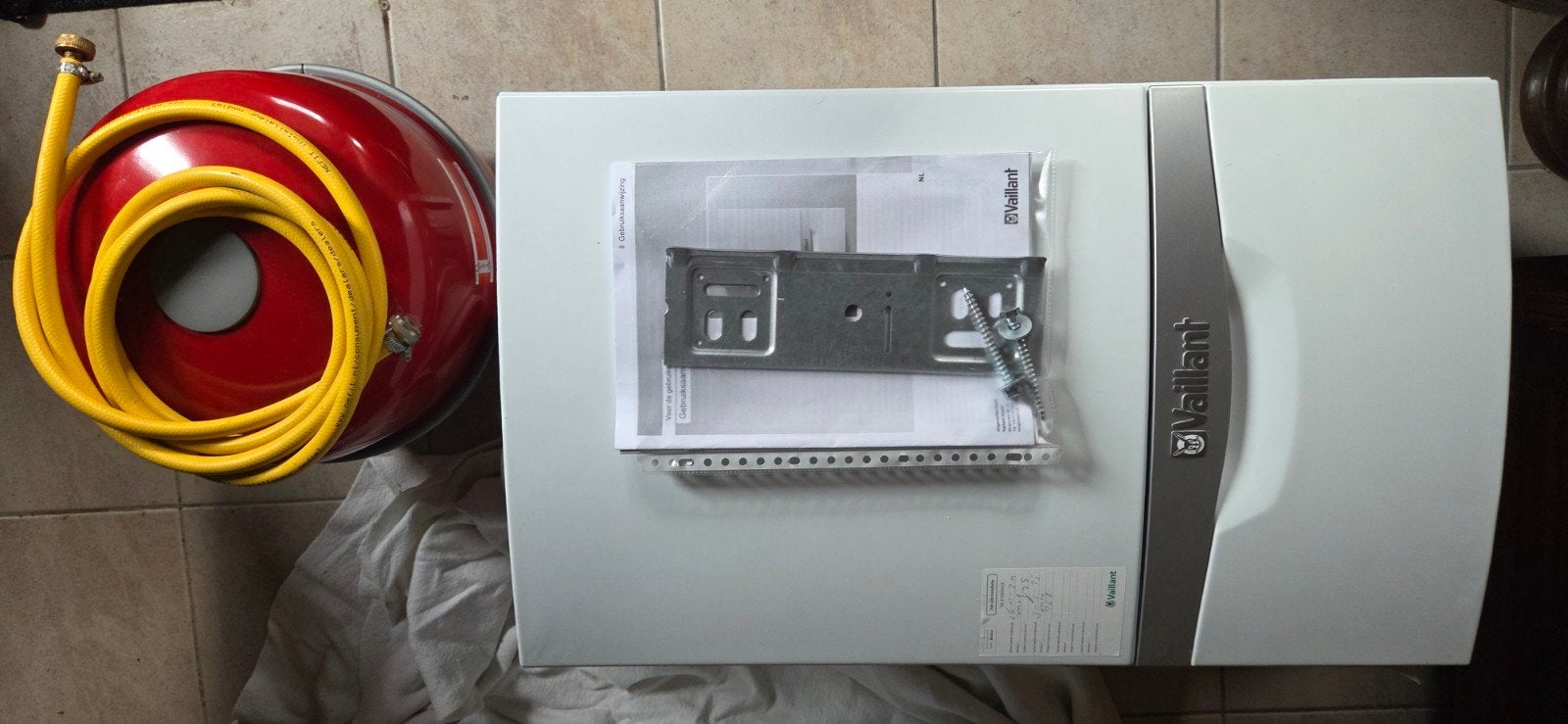 Vaillant ecoTEC plus VHR 35-38/5-5 L R + Flamco 35L expansie, Doe-het-zelf en Verbouw, Verwarming en Radiatoren, Ophalen, Minder dan 60 cm