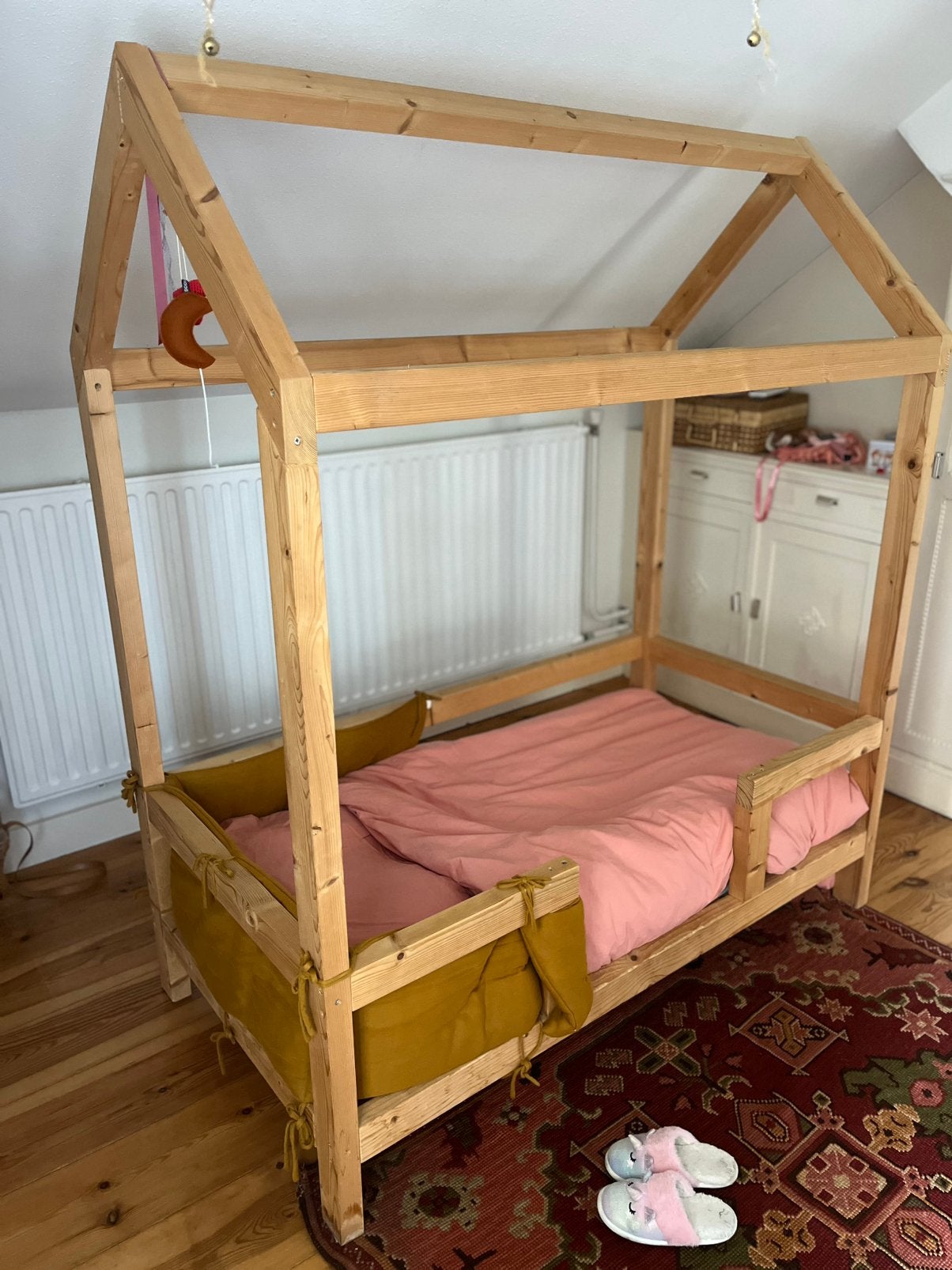 Little Dreamers bed voor peuters jongen/meisje, Kinderen en Baby's, Kinderkamer | Bedden, Ophalen, 70 tot 85 cm, 140 tot 160 cm