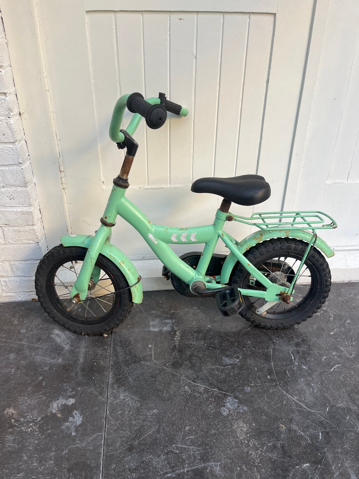 Gratis peuterfietsje - Groen kinderfietsje met zijwieltjes, Ophalen, Terugtraprem, Zijwieltjes, Gebruikt
