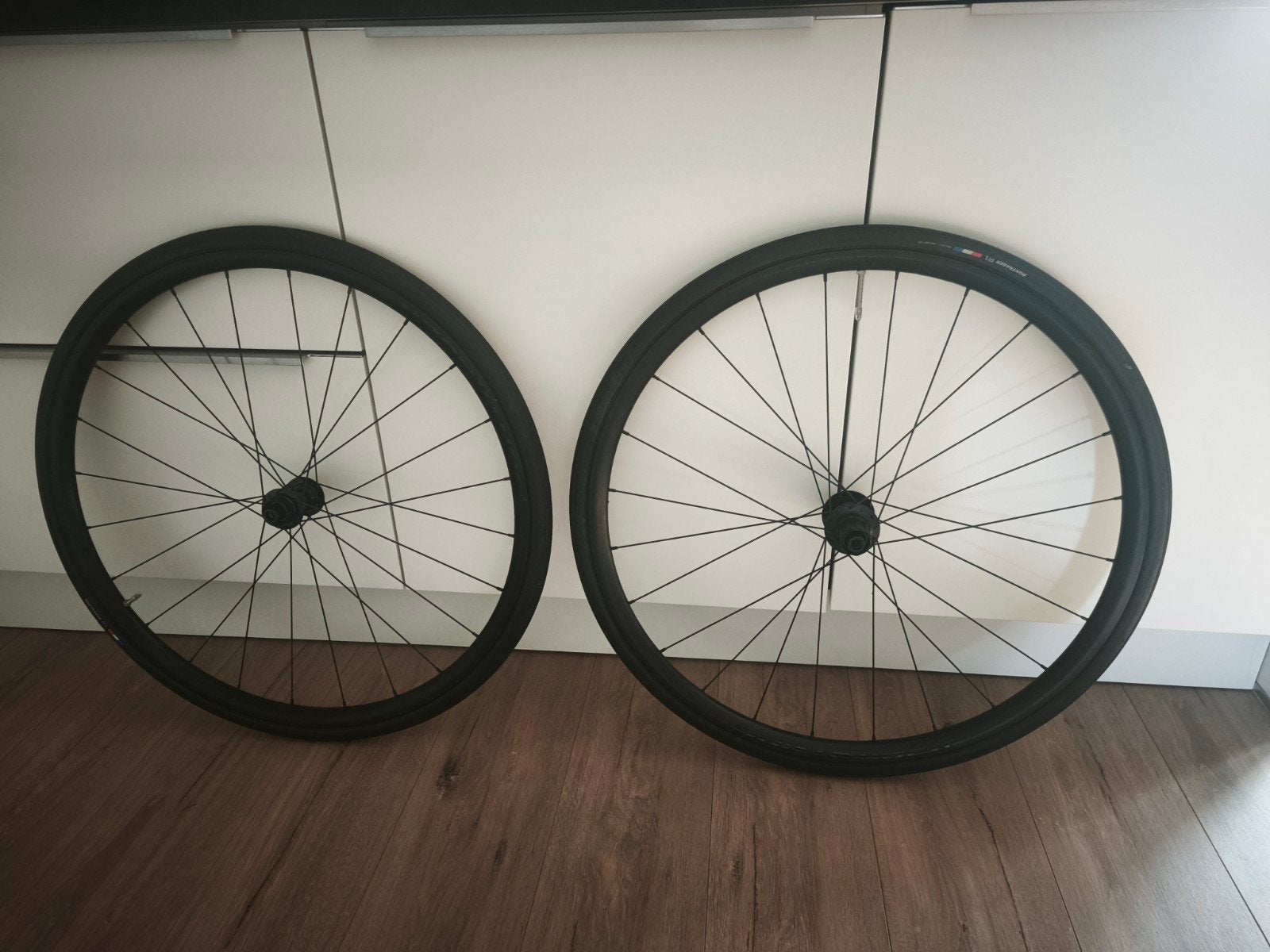 Bontrager paradigm sl wielen + banden, Fietsen en Brommers, Zo goed als nieuw, Trek / Bontrager, Aluminium, Racefiets