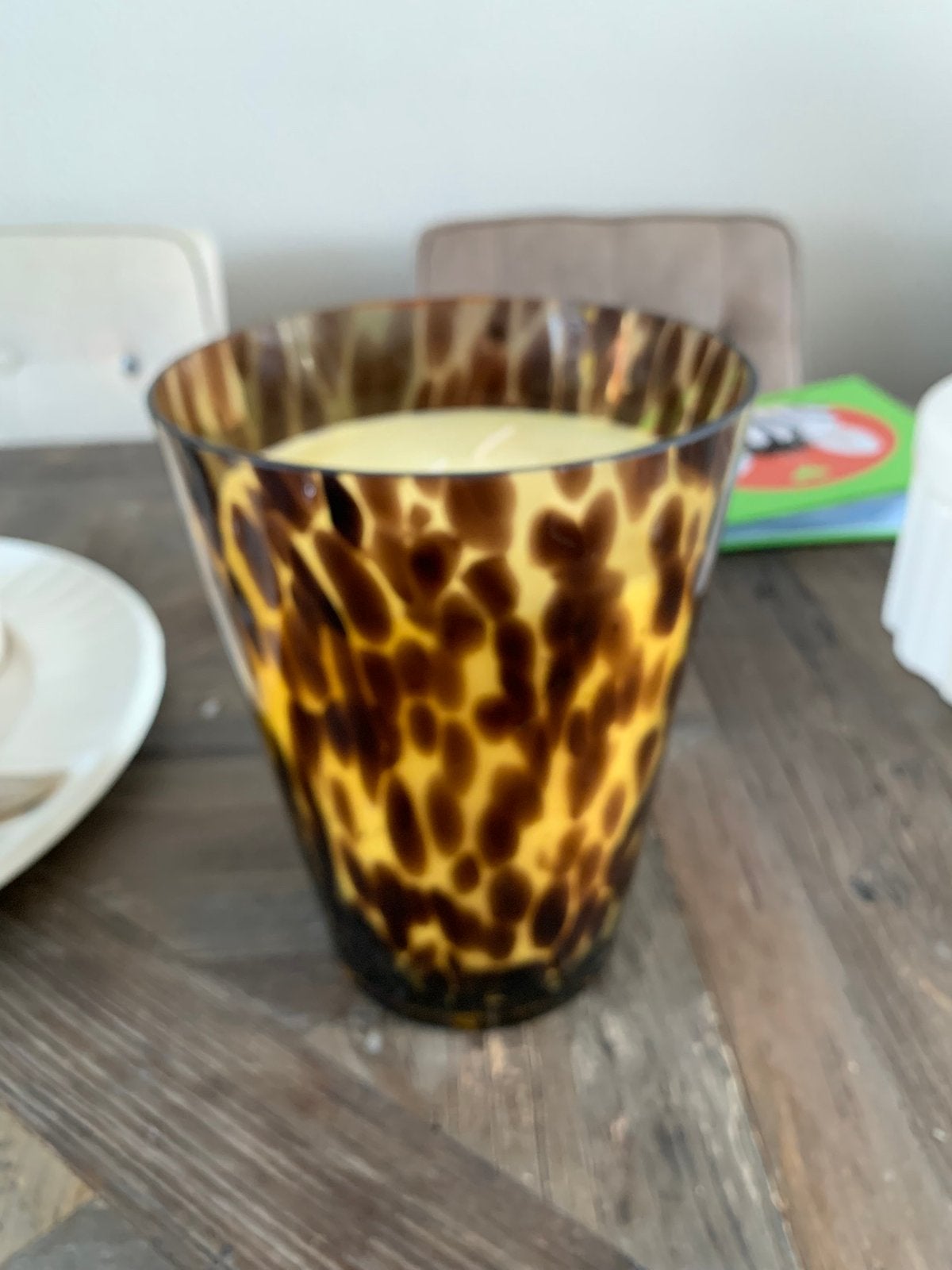 Geurkaars groot met panter print, Ophalen, Zo goed als nieuw