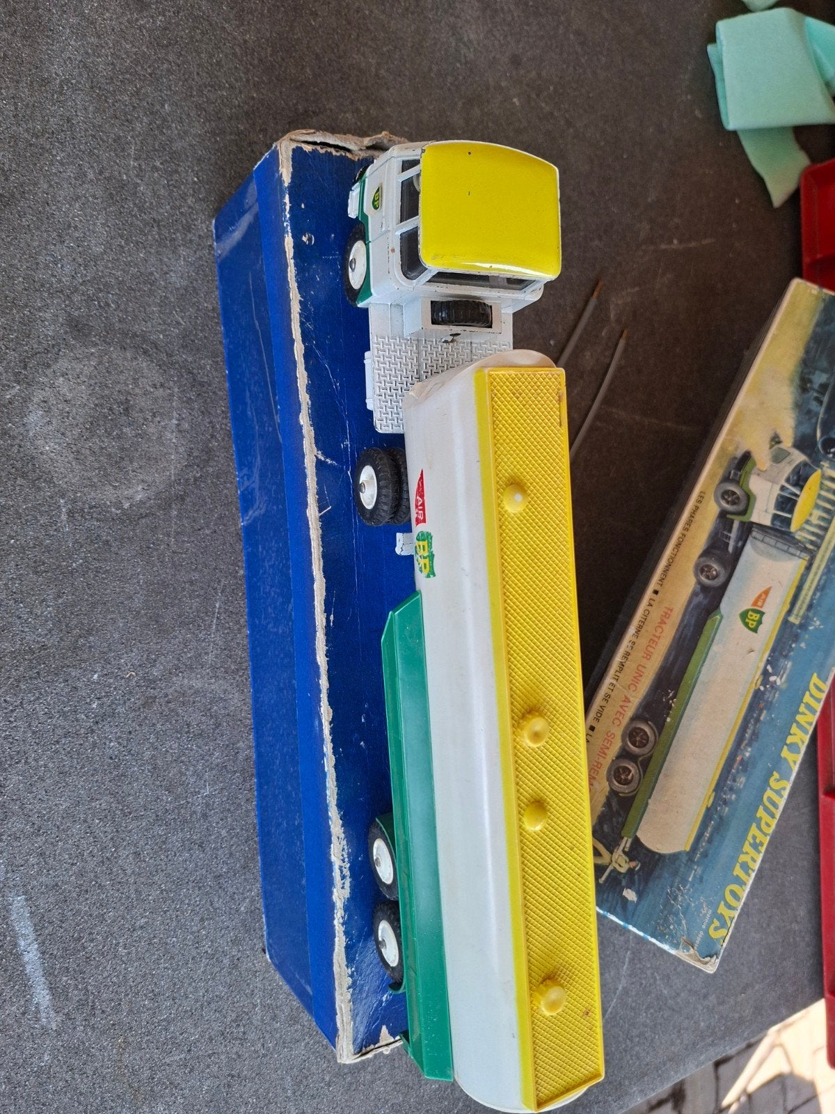 Dinky Supertoys 887 BP Tanker Truck 1:43 Unic Meccano, Hobby en Vrije tijd, Ophalen of Verzenden, Gebruikt, Bus of Vrachtwagen