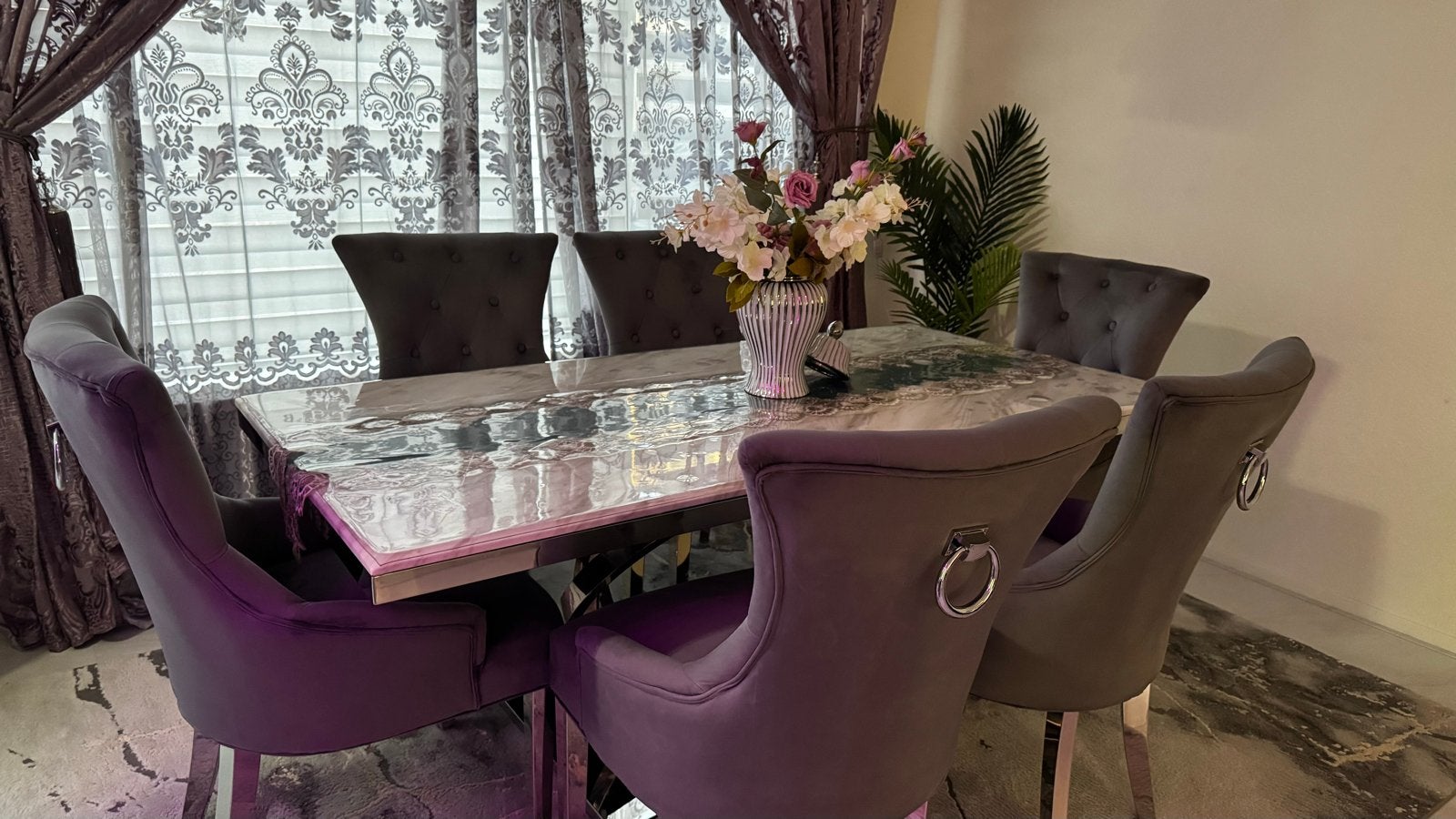 Luxe Eettafel met 6 Stoelen - Marmerlook & Grijs Fluweel, Huis en Inrichting, Tafels | Eettafels, Ophalen, 50 tot 100 cm, Zo goed als nieuw