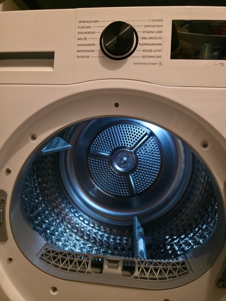 Foto 8 van Bosch Serie 4 Wasmachine + Samsung Droger (Energiezuinig)