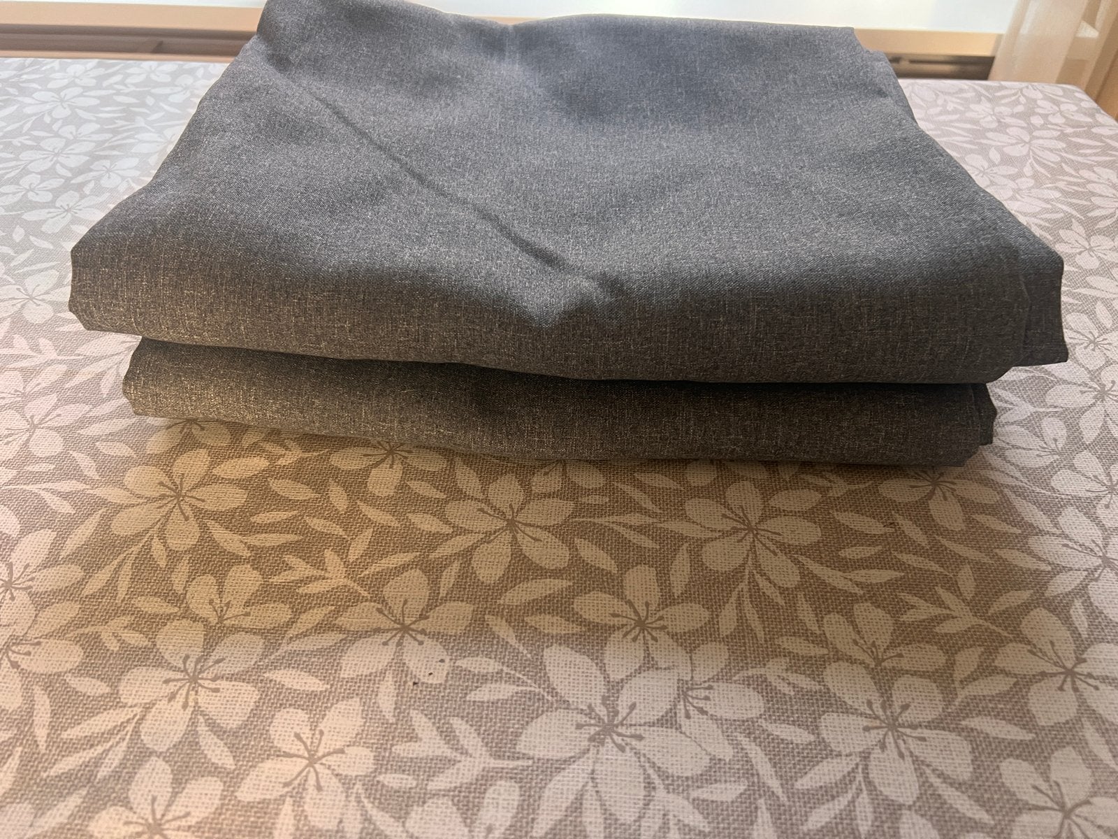 Set van 2 IKEA HANNALENA gordijnen donkergrijs 145x300 cm, Gebruikt, 100 tot 150 cm, 200 cm of meer, Ophalen of Verzenden