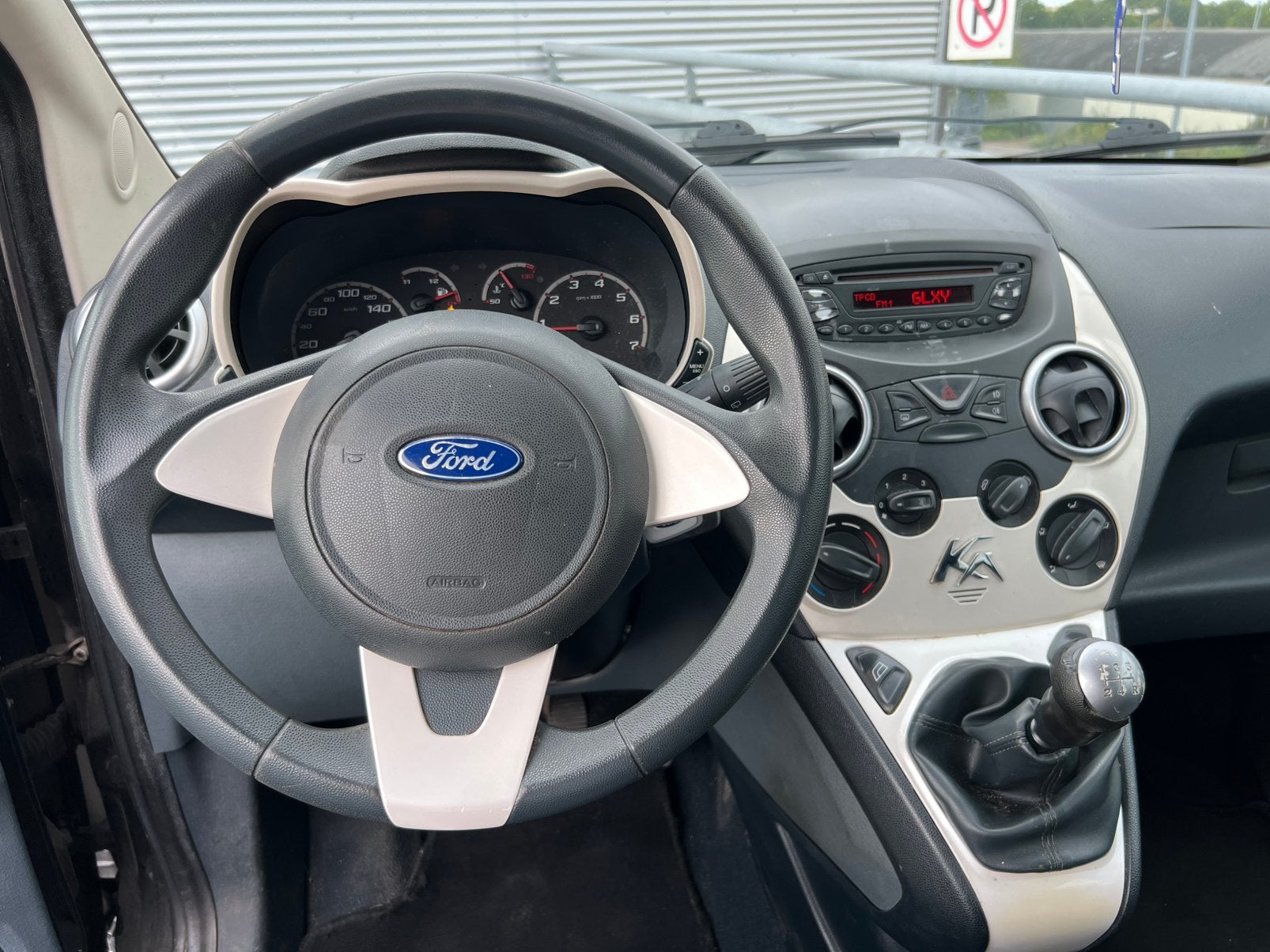Foto 12 van Inruilkoopje Ford Ka 1.2 51KW Benzine 2009 Zwart