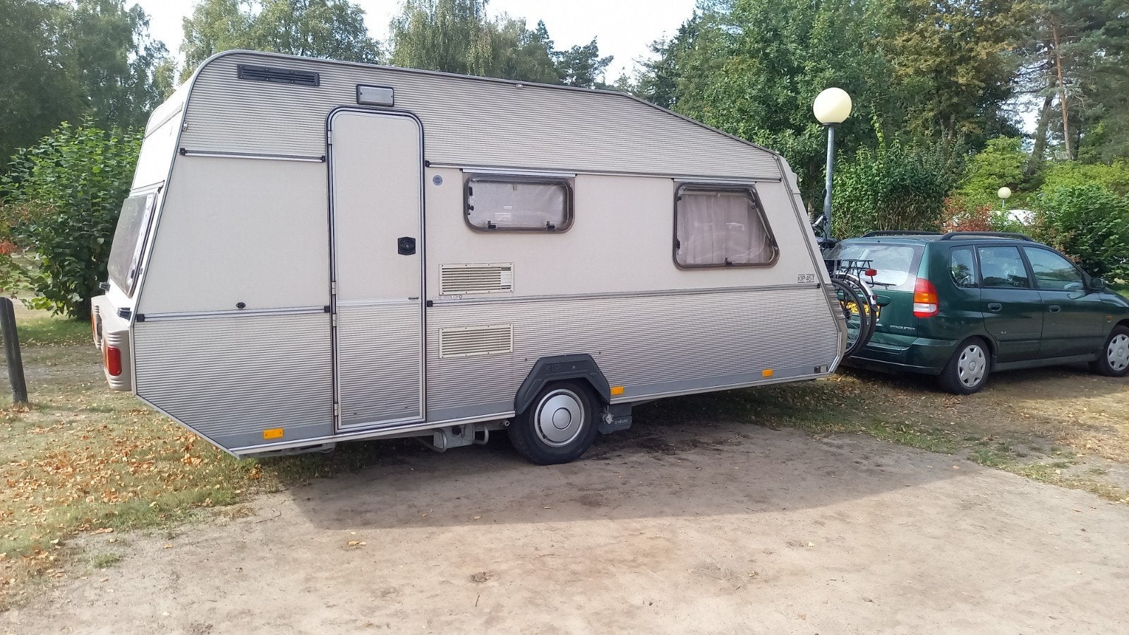 Caravan kip grey line 45T met luifel ., Ophalen