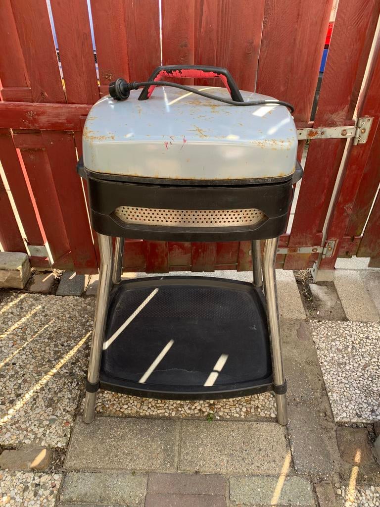 Elektrische barbecue gratis, Ophalen, Gebruikt
