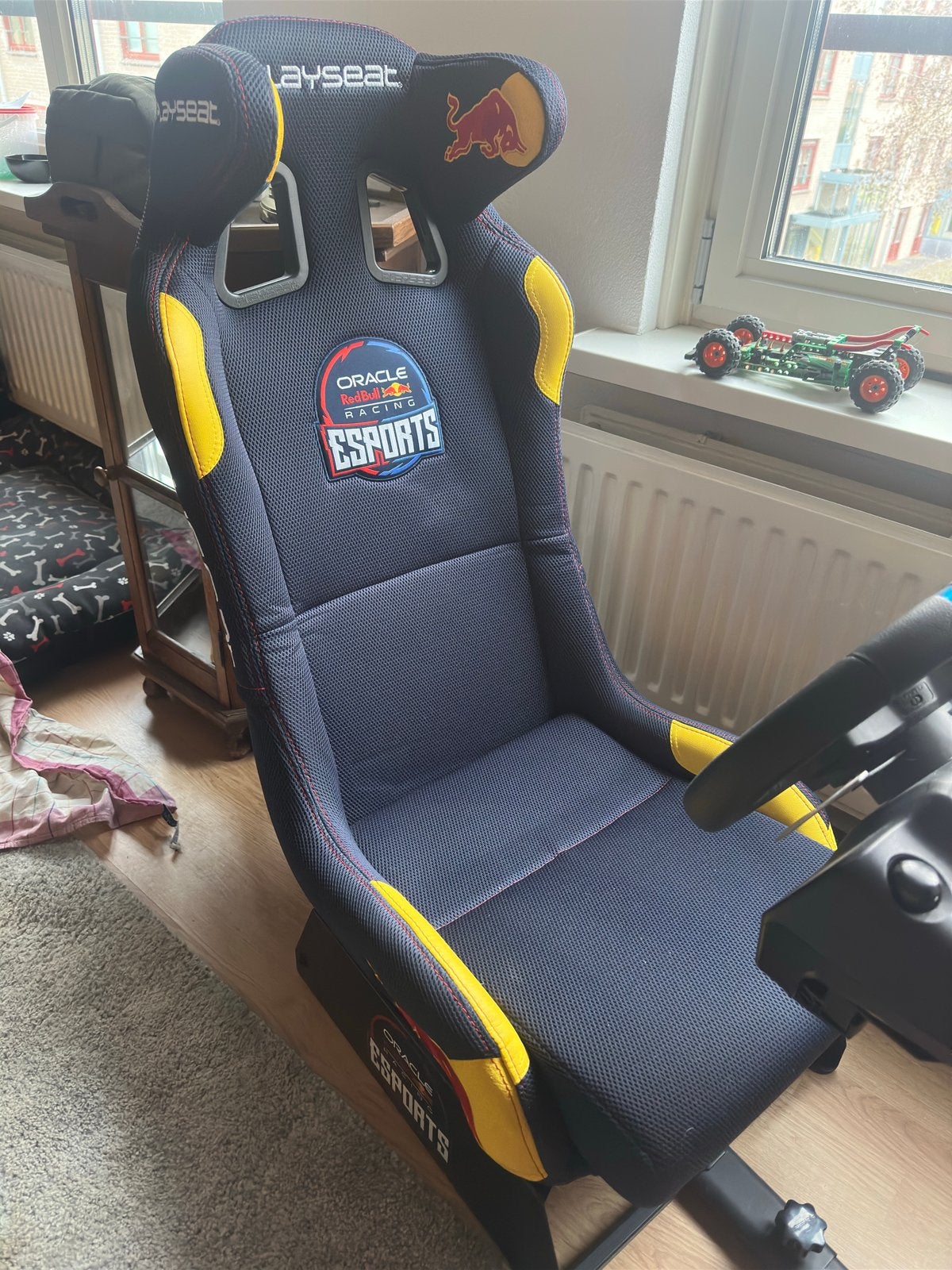 Playseat Red Bull Racing Esports met Logitech G29, Ophalen, Zo goed als nieuw, Playseat of Racestoel, PlayStation 4