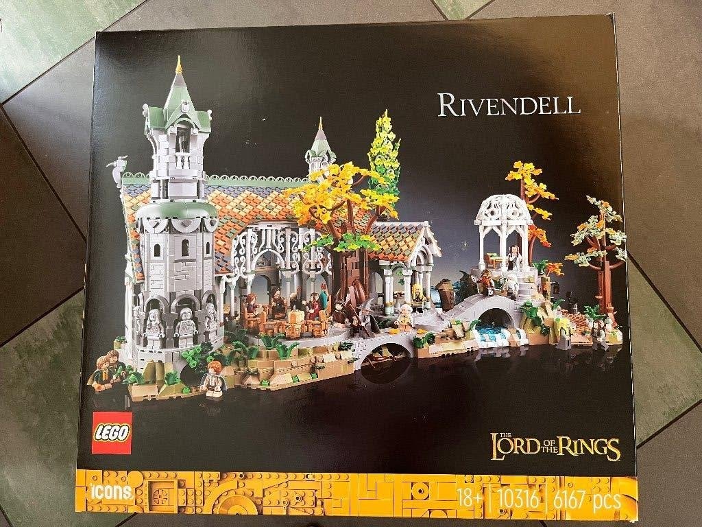 Lego Rivendell 10316 bijna nieuw, Overige thema's, Lego, Ophalen of Verzenden, Zo goed als nieuw