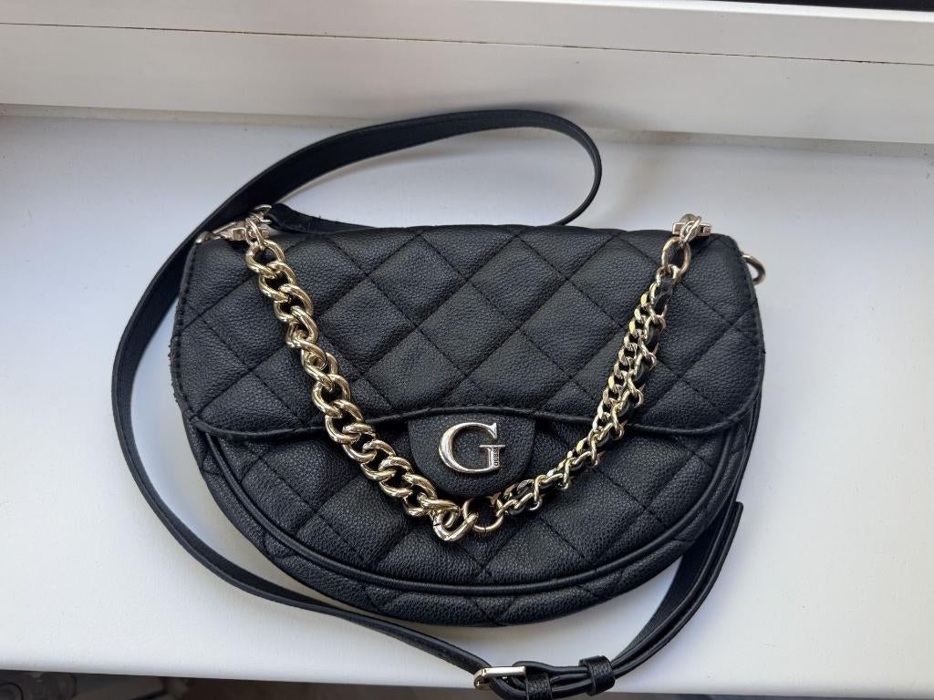 GUESS kleine handtas zwart met gouden ketting, Ophalen, Gebruikt, Zwart, Handtas