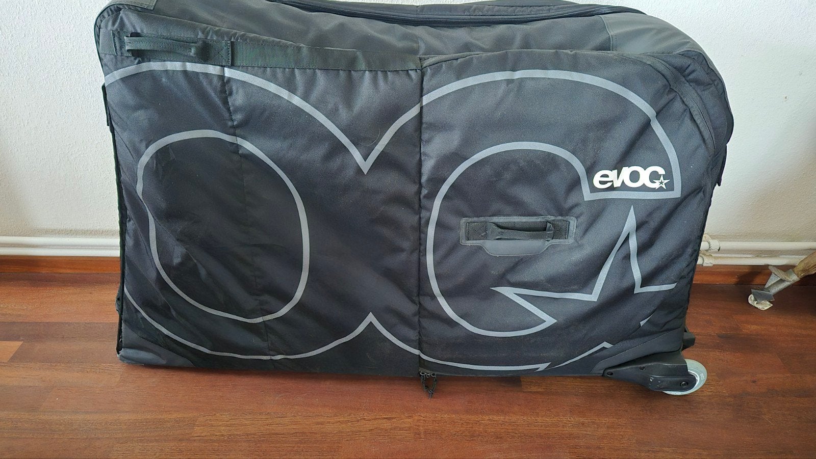 Evoc Bike Travel Bag - Zo goed als nieuw, Fietsen en Brommers, Fietsaccessoires | Fietstassen, Ophalen of Verzenden, Zo goed als nieuw