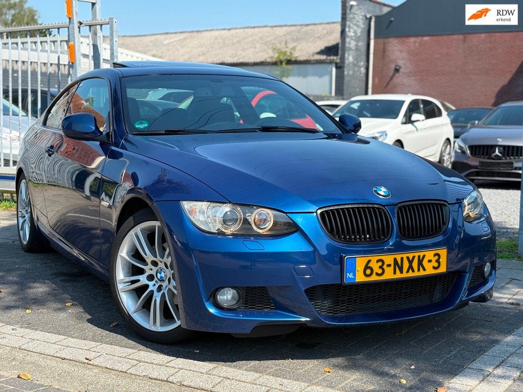 BMW 3-serie Coupé 320i M-Sport | TOPSTAAT | Schuifdak | Xen, Auto's, Euro 5, Zwart, 4 cilinders, Alcantara