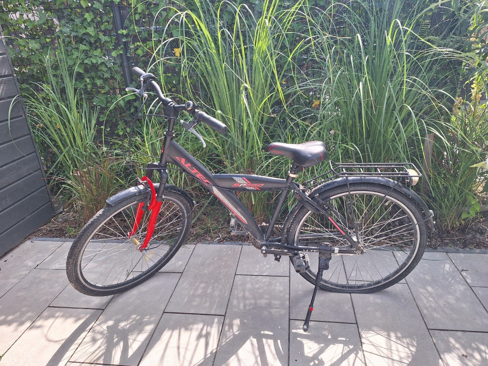 Stoere 26 inch fiets met lekke achterband, Fietsen en Brommers, Fietsen | Kinderfietsjes, Ophalen, Gebruikt, Terugtraprem, 20 inch of meer
