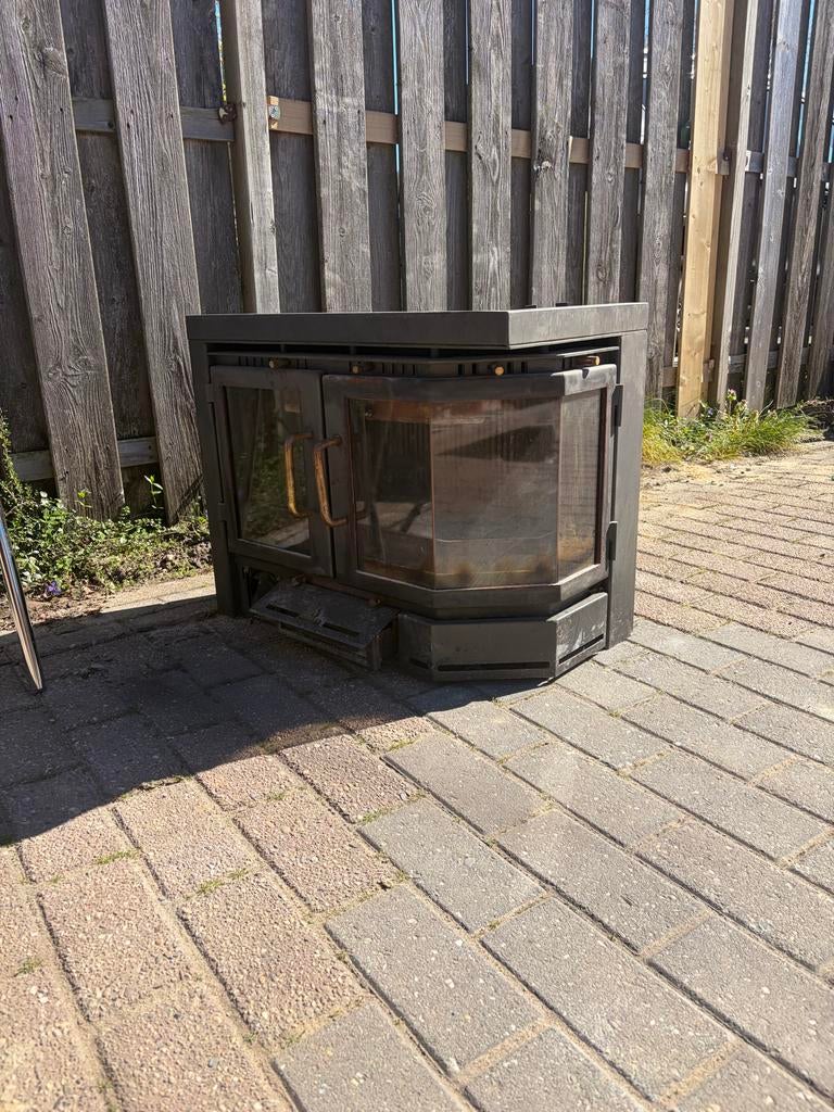 Barbas hoek houtkachel inbouw, Ophalen of Verzenden, Gebruikt, Inbouwhaard, Houthaard