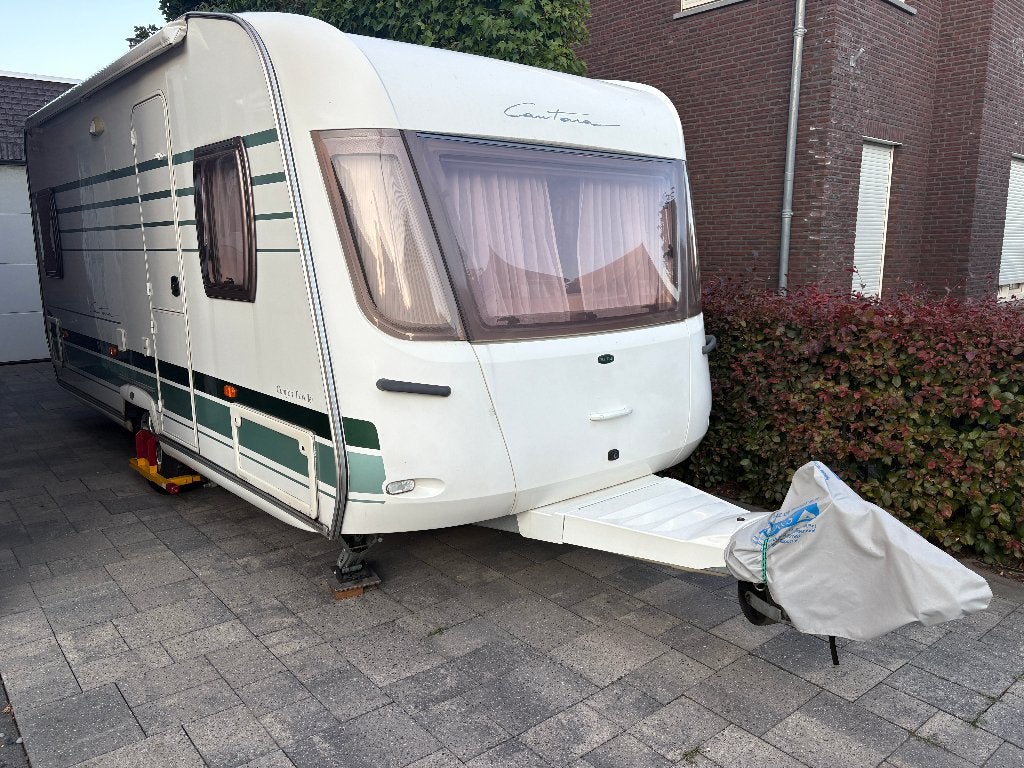 Chateau Cantara 466C met recent onderhoud en vele extra's, Chateau, Omvormbare zithoek, Rondzit, Schokbreker