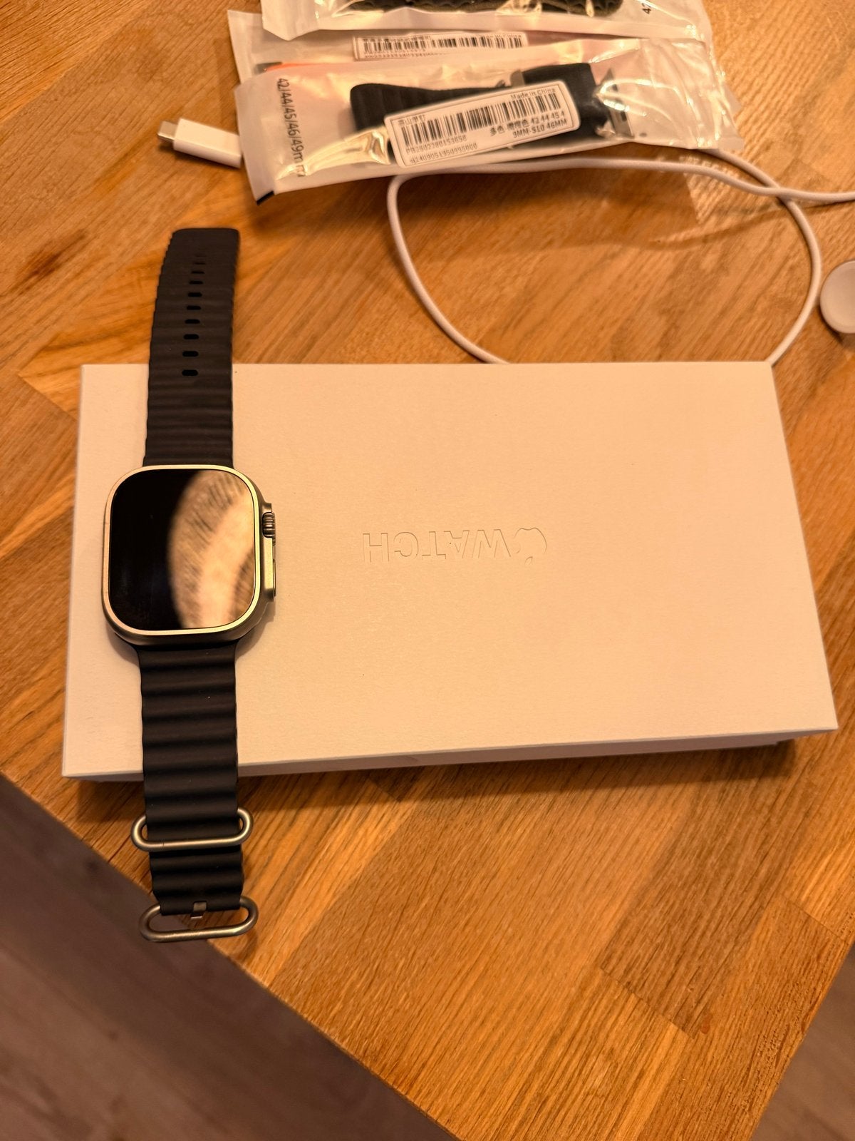 Apple Watch Ultra 2 met extra bandjes, Sieraden, Tassen en Uiterlijk, Smartwatches, Ophalen, Afstand, Zwart, IOS