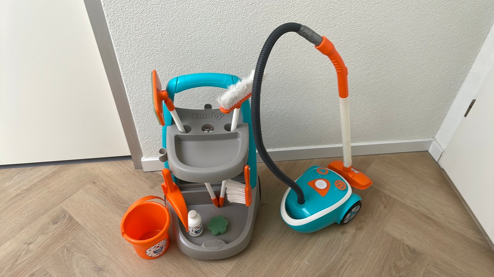 Speelgoed schoonmaakset met stofzuiger met geluid smoby, Ophalen, Gebruikt, Jongen of Meisje