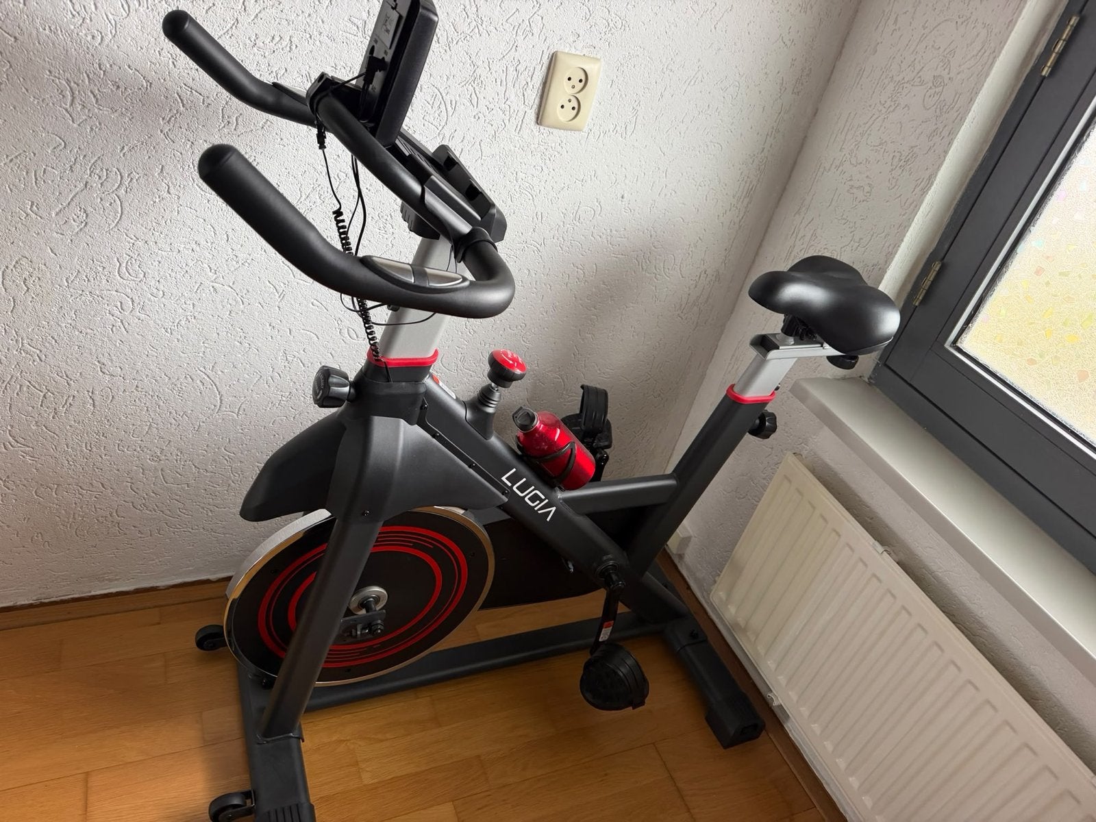 Lugia Hometrainer - Fitness Fiets met LED Display, Ophalen, Zo goed als nieuw, Metaal, Benen