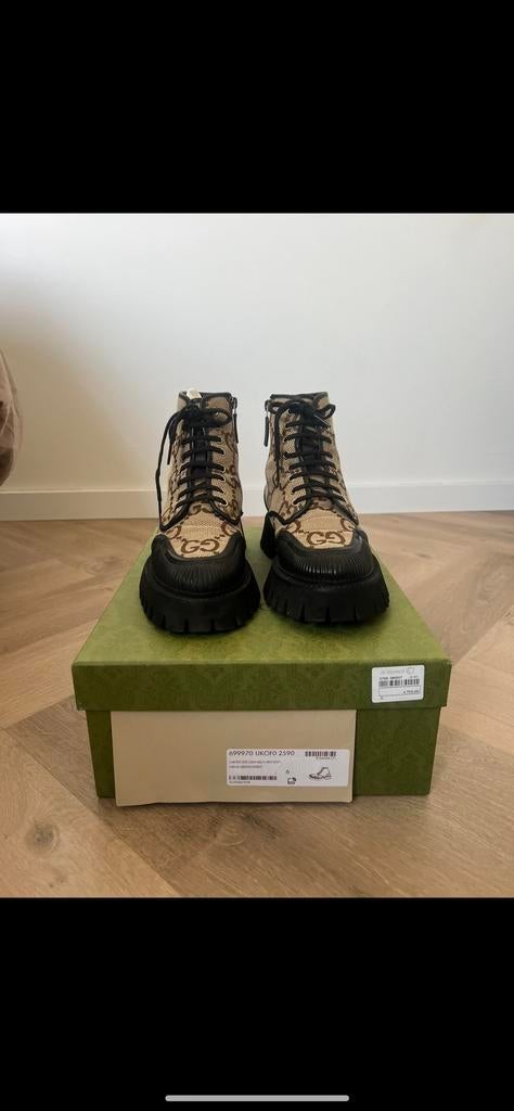 Gucci boots unisex, Ophalen of Verzenden, Zo goed als nieuw, Zwart, Boots
