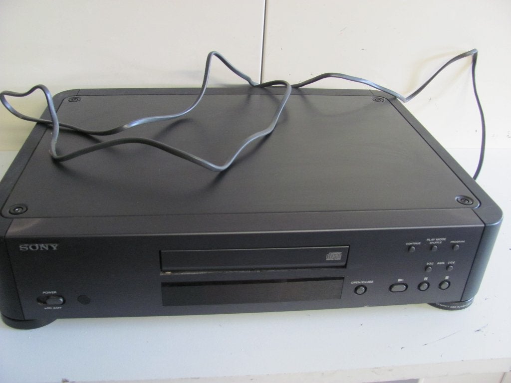 Sony cd-speler model no:CDP-S7 geen remote, Audio, Tv en Foto, Cd-spelers, Ophalen of Verzenden, Zo goed als nieuw, Sony
