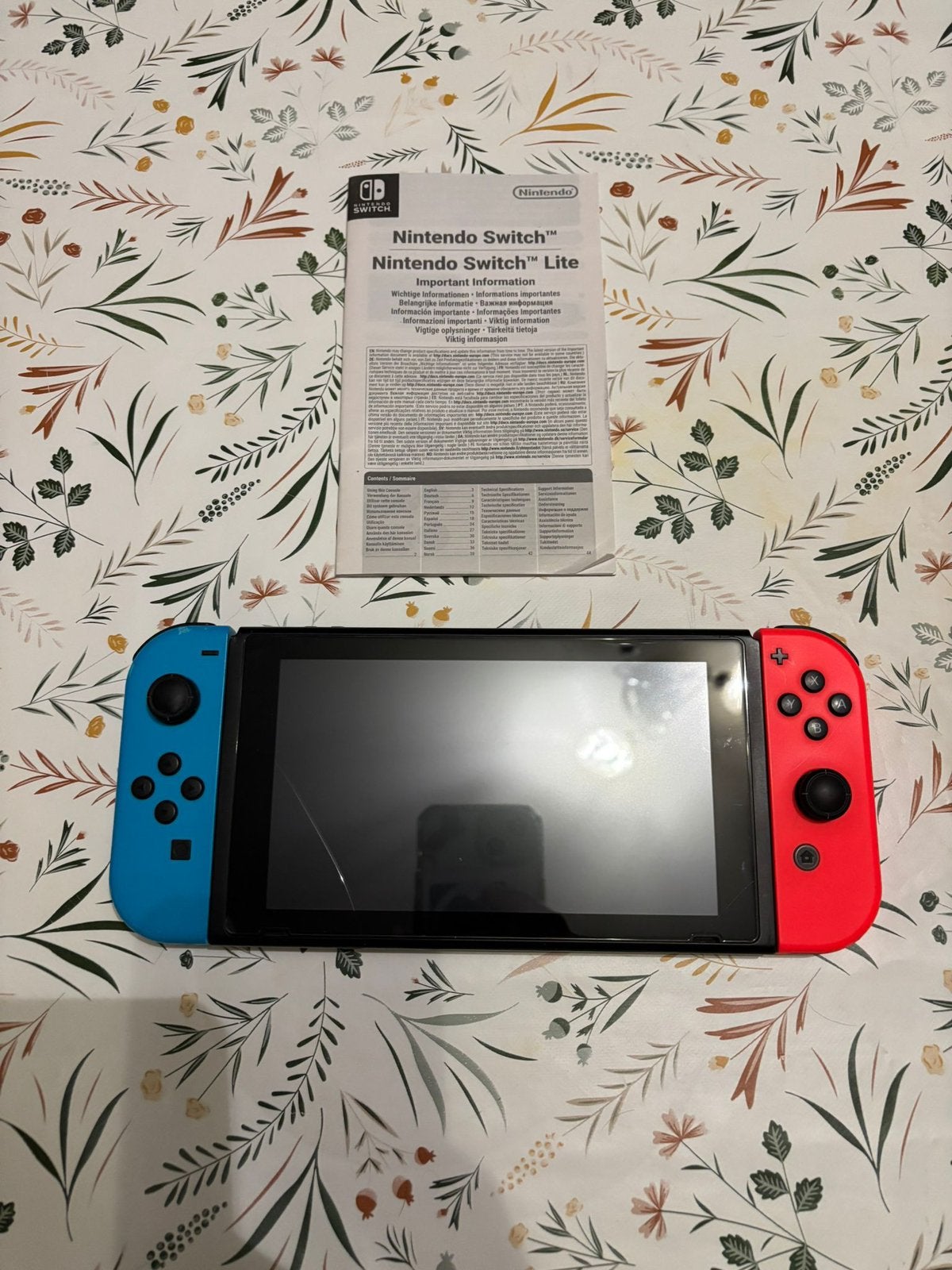 Nintendo switch 1, Spelcomputers en Games, Spelcomputers | Nintendo Switch, Ophalen, Zo goed als nieuw, Met 1 controller, Switch Original