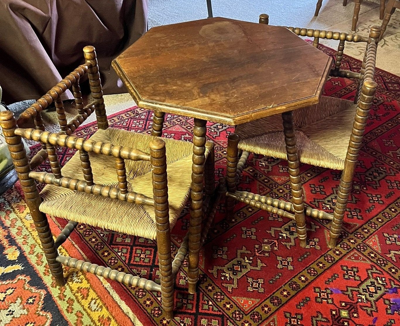 Antieke set, 2 eiken hoekstoelen en bijzettafel, Ophalen