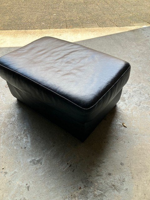 Lederen poef, Ophalen, Gebruikt, 50 tot 75 cm, Leer