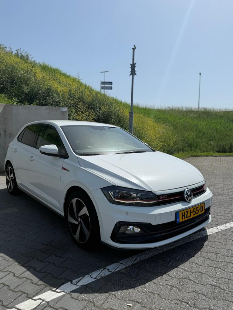 Volkswagen Polo 2.0 TSI 200pk 6-DSG 2018 Wit, 4 cilinders, 1984 cc, Wit, 1200 kg