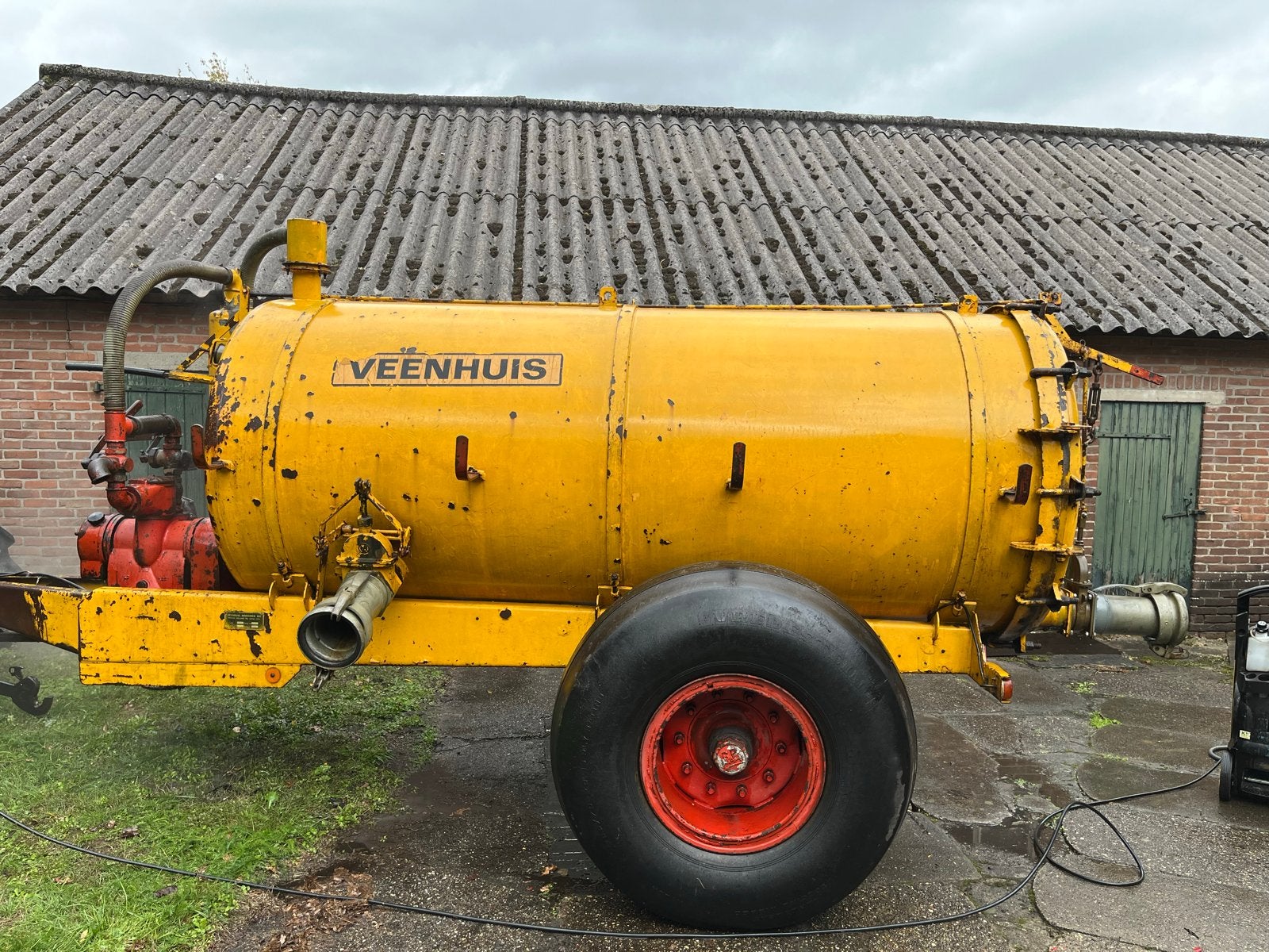Diverse landbouwmachines: Veenhuis, Kuhn, Jako, Vikon, Ophalen, Akkerbouw, Overige typen