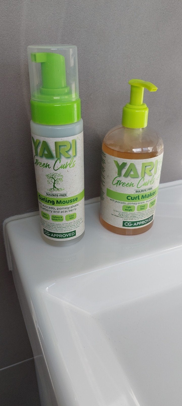 Yari Green Curls Mousse & Curl Maker, 2 x gebruikt, Ophalen of Verzenden, Zo goed als nieuw, Gel, Wax, Haarlak of Mousse