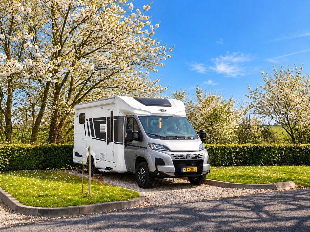 Carado t 338 Pro+ (1065993), Caravans en Kamperen, Automaat, Brandblusser, Fiat, 6 tot 7 meter