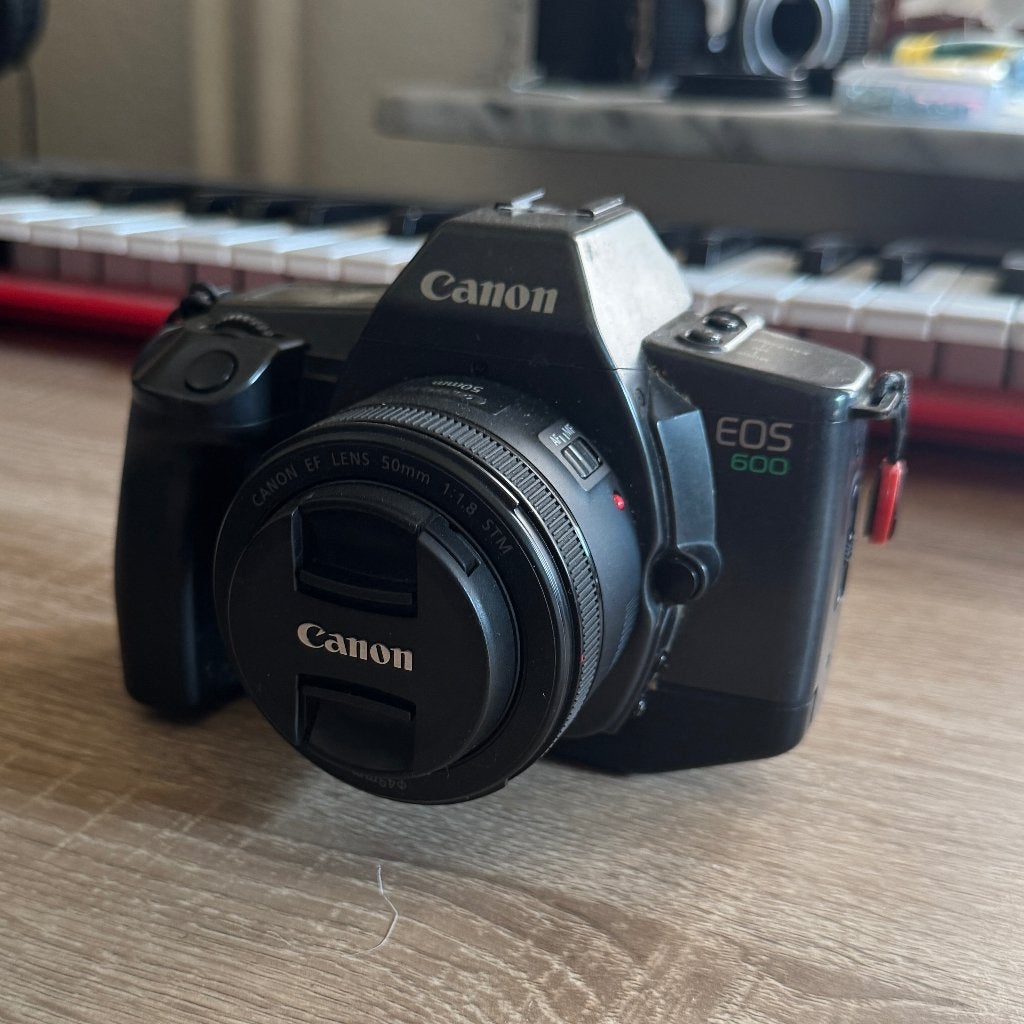 Canon EOS 600 analog camera, Audio, Tv en Foto, Fotocamera's Analoog, Ophalen of Verzenden, Gebruikt, Spiegelreflex, Canon